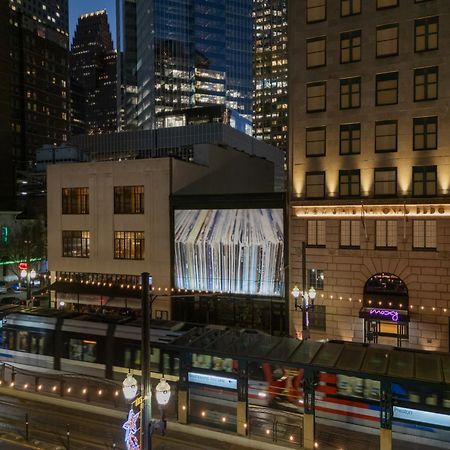 Hotel Moxy Houston Downtown Exterior foto